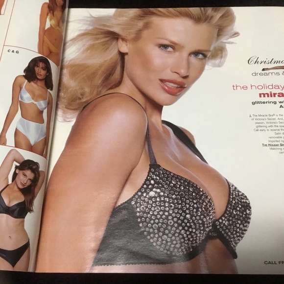 Victoria Secret Christmas 1997 Dreams & Fantasies Issue - Picture 9 of 16